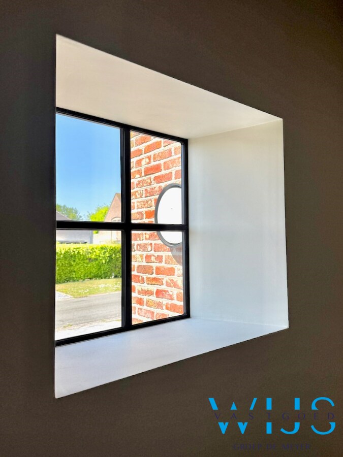 Landelijk woonhuis op TOPlocatie te Ertvelde ! 