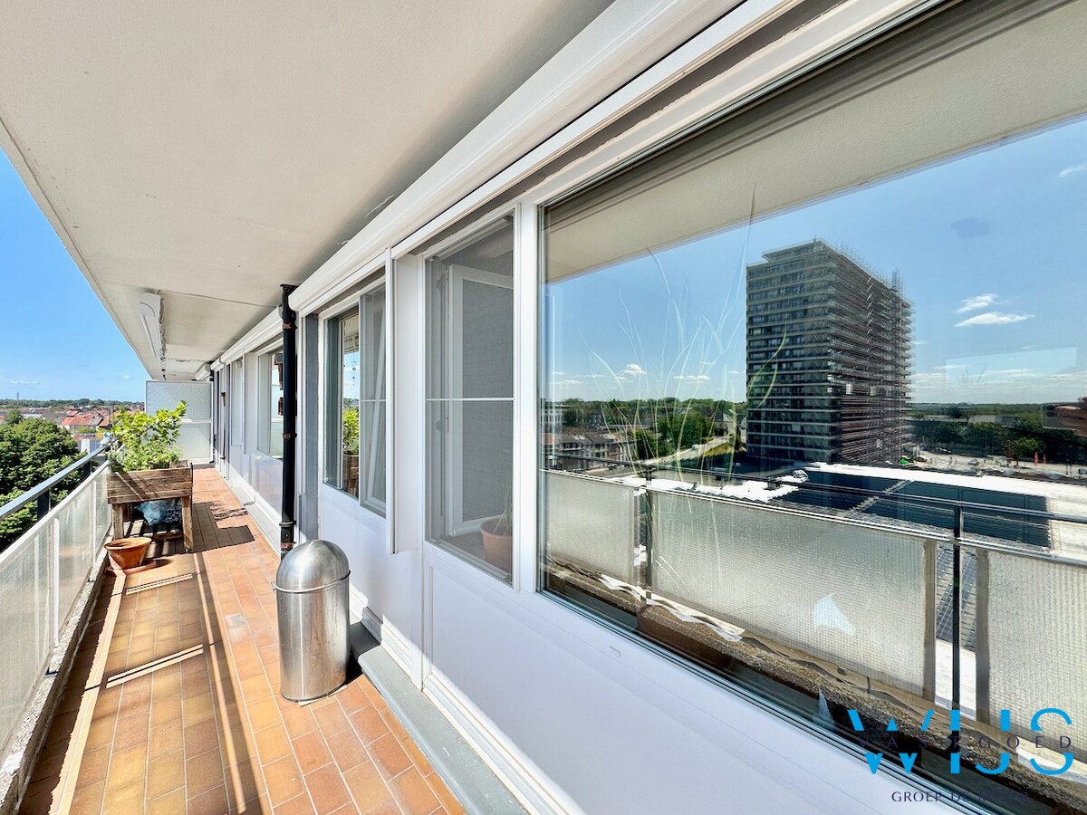 Instapklaar lichtrijk appartement te GENT 