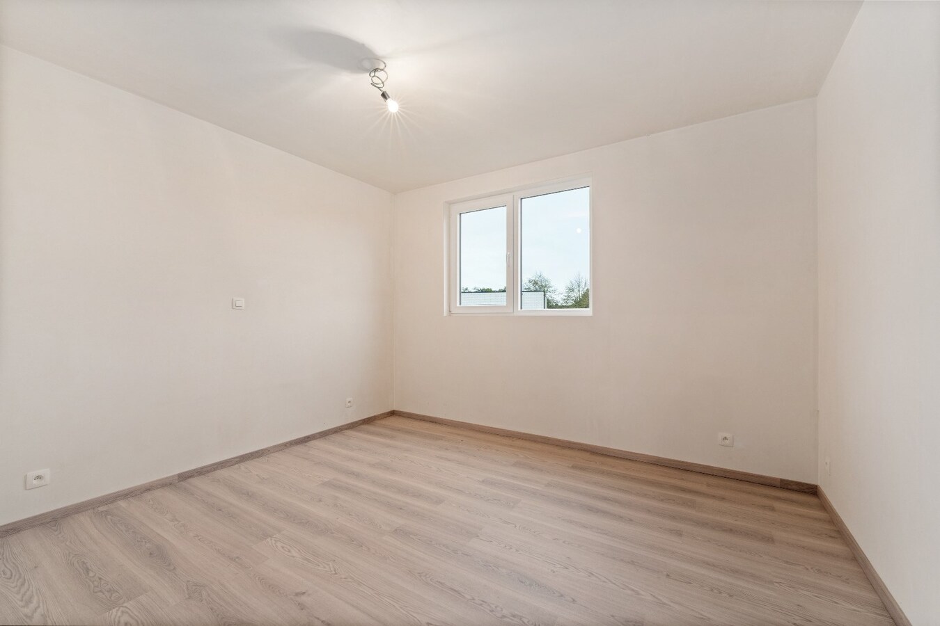 Halfopen nieuwbouwwoning met 3 slaapkamers te Koekelare 