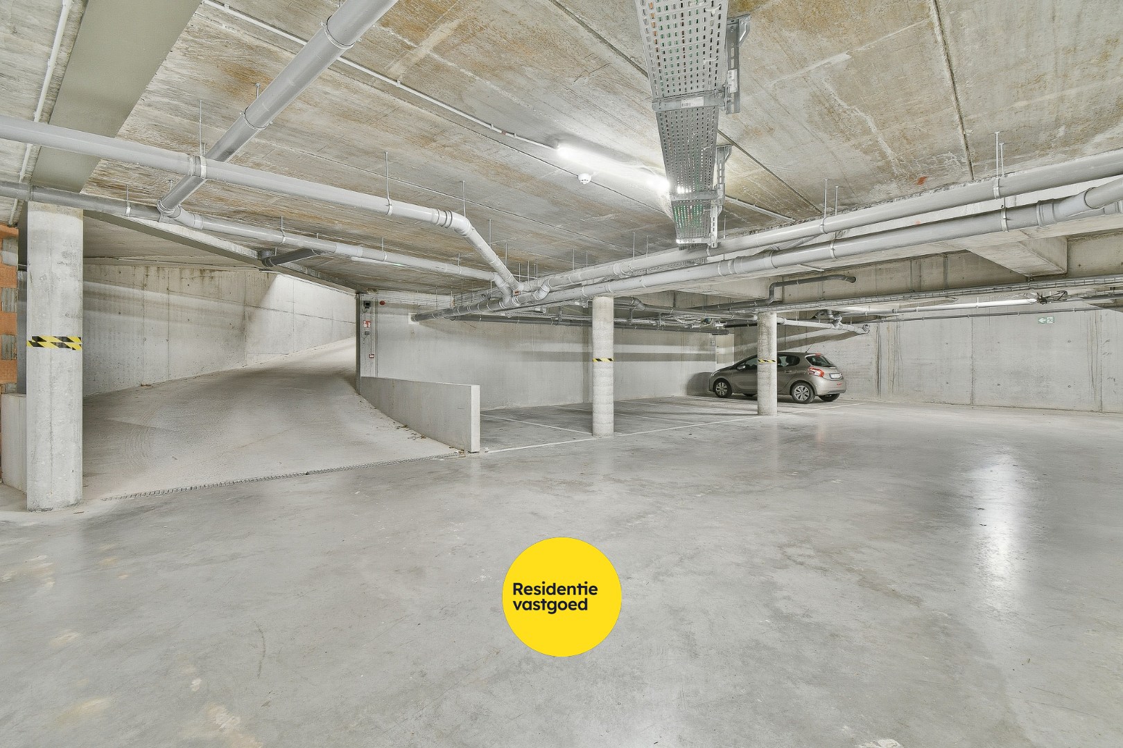 Ondergrondse parkeerplaatsen te koop in het centrum van Gistel 