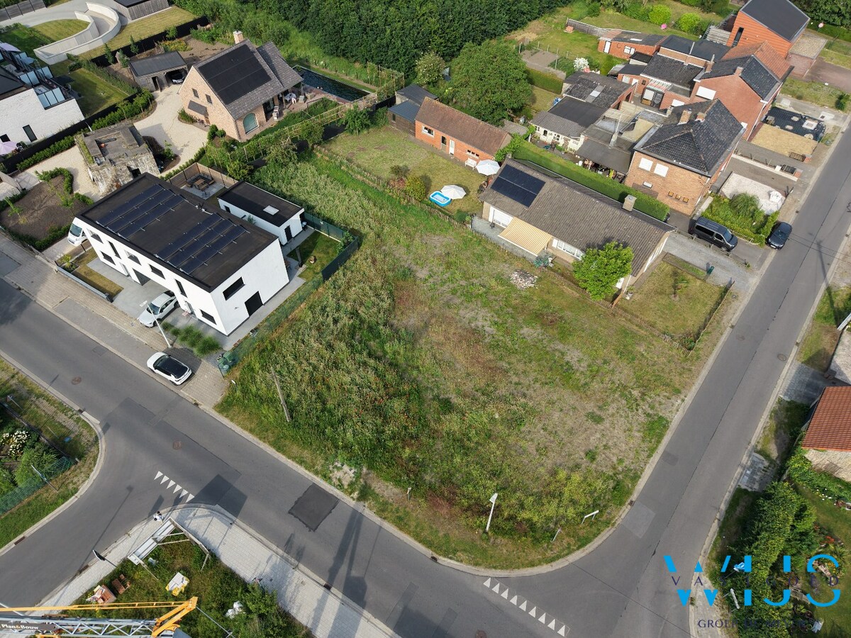 Bouwgrond van 484,78 m² nabij het centrum van Ertvelde! 