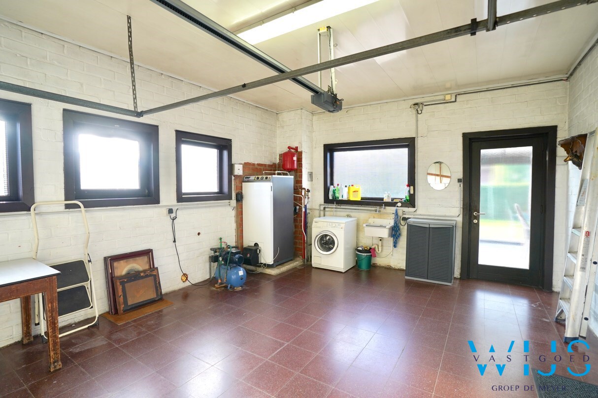 Zeer goed onderhouden woonhuis op 1.165m² te ERTVELDE ! 