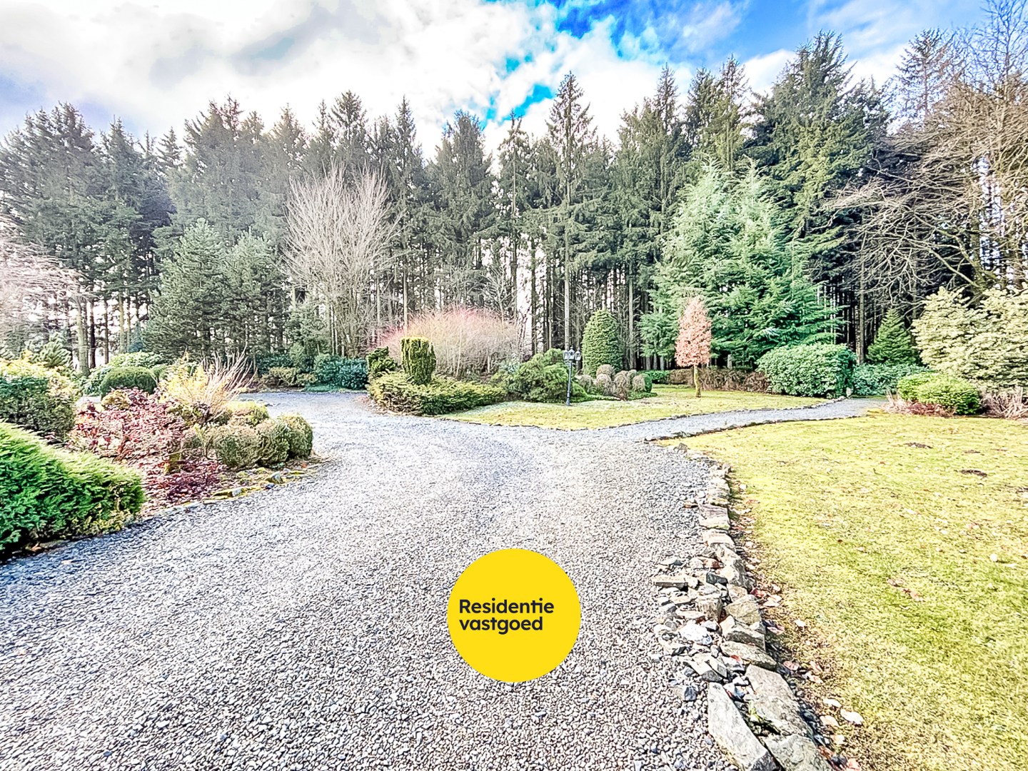 Rustieke Eigendom met Karakter te Tailles! 