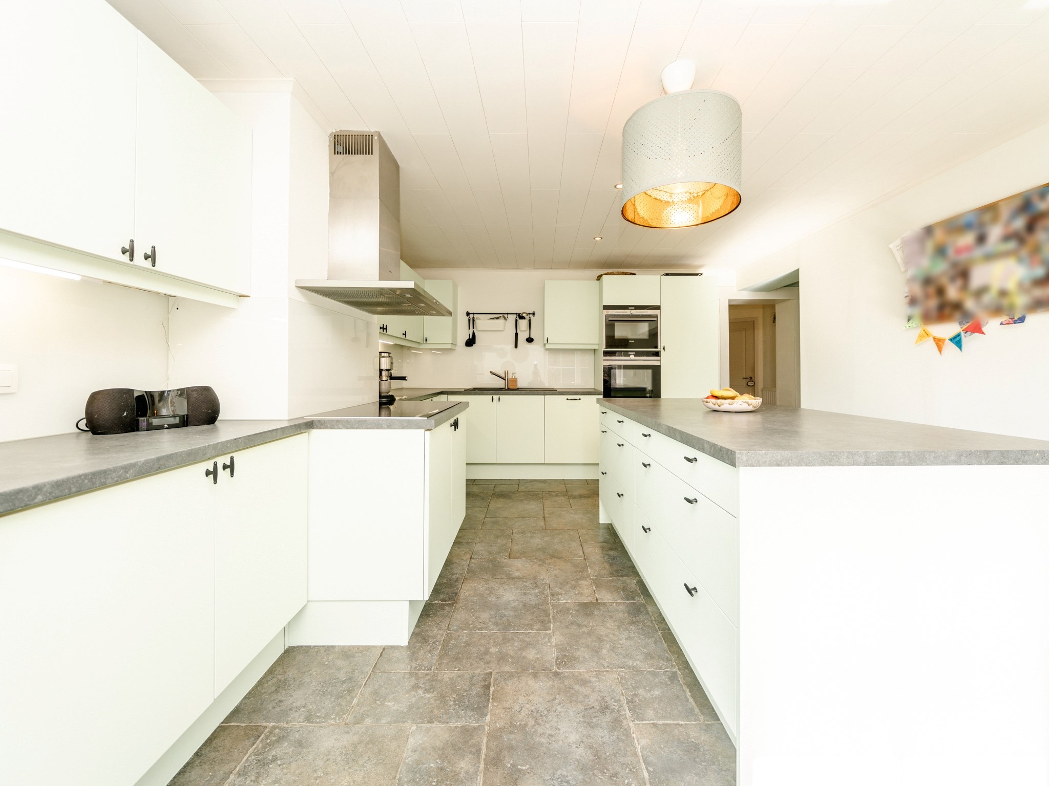 Vrijstaande woning met 3 kamers te midden het groen 