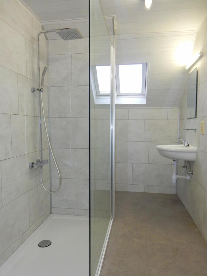 Ruime opgeknapte woning te Jabbeke 