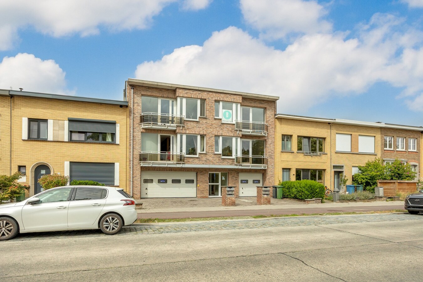 Luxueus gerenoveerd appartement met 2 slaapkamers 