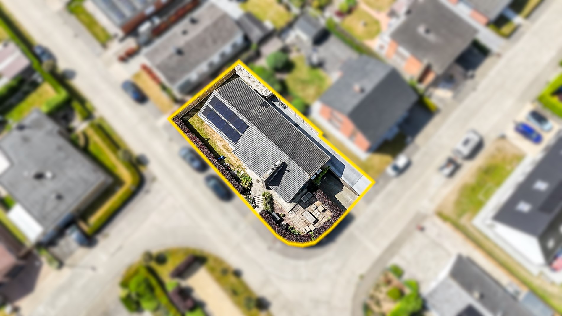 Licht en ruim wonen in Hooglede: instapklare woning! 