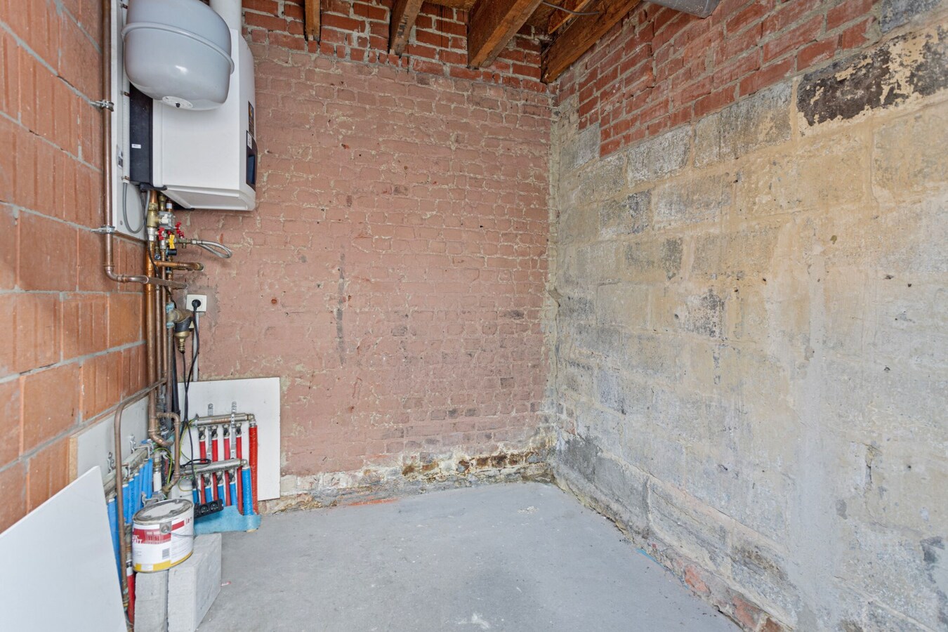 Instapklare ruime woning met 4 slaapkamers 