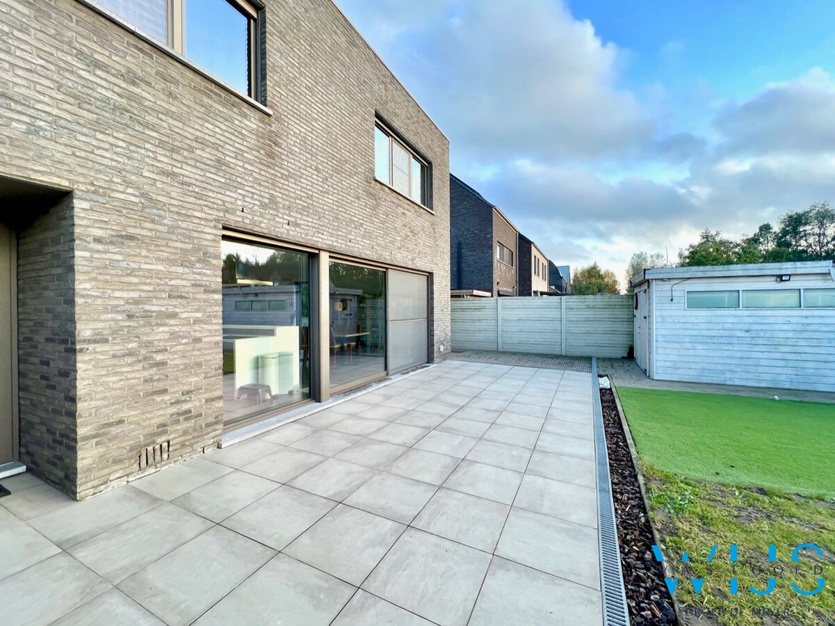 Prachtige en enorm ruime nieuwbouwwoning te Zelzate ! 