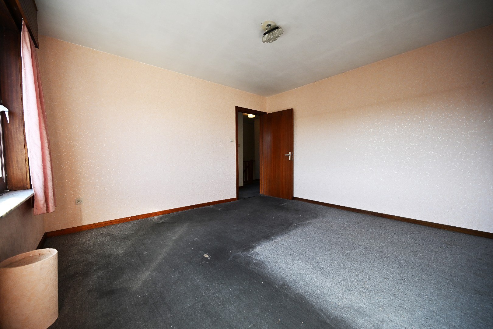 Te renoveren woning met 3 slpks op 607 m² te Lembeke 