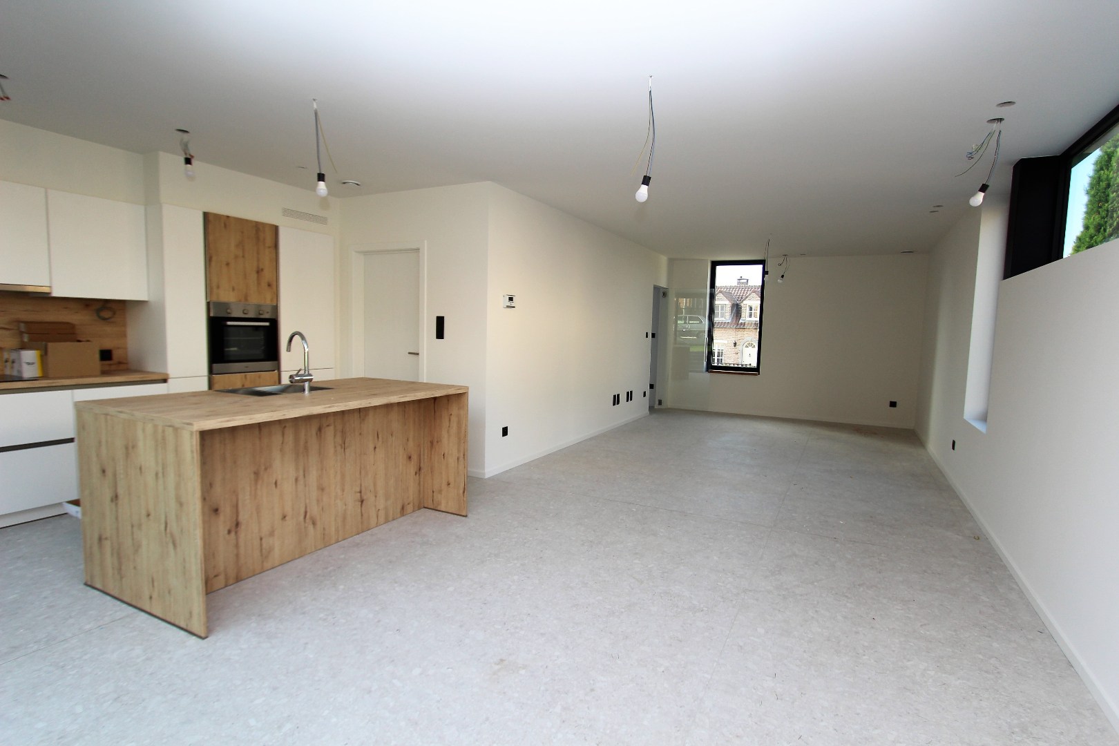 PRACHTIG AFGEWERKTE WONING (2020) 