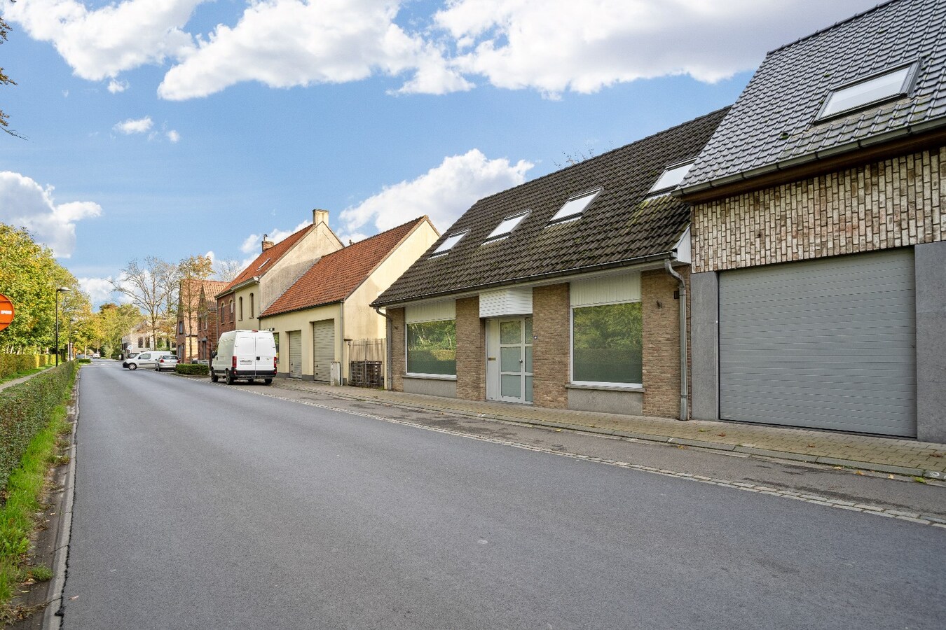 Polyvalente, ruime (handels)woning op zongericht perceel van 1243m² 