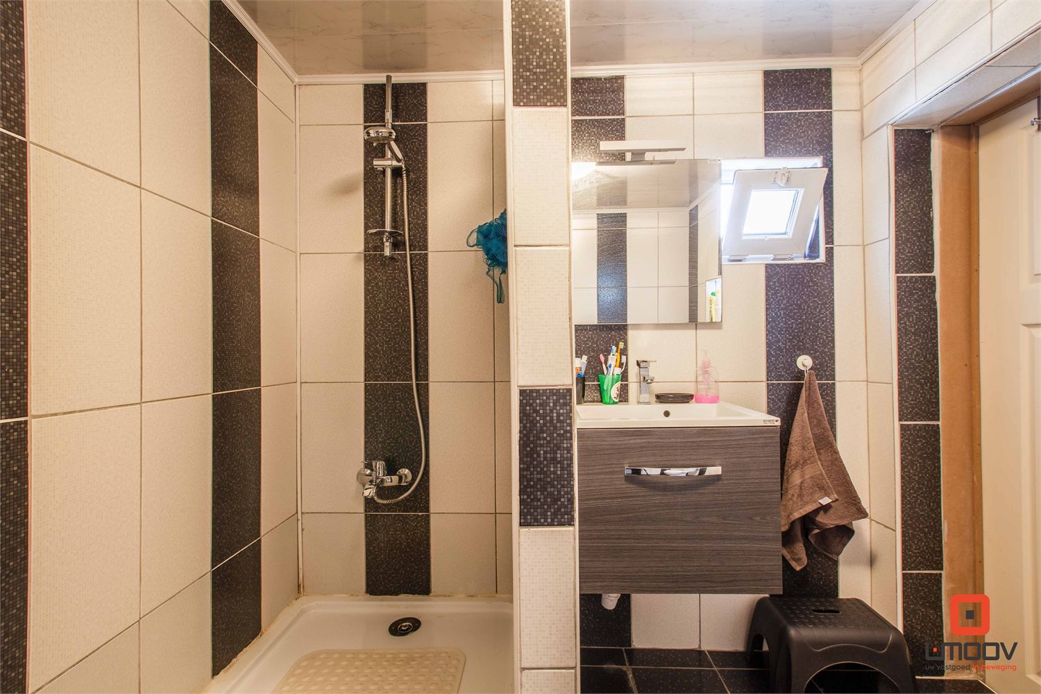 Gerenoveerde starterswoning met vele troeven 